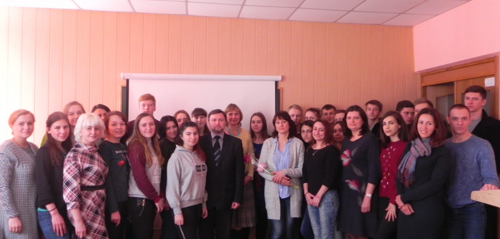 Виховна година на тему «Роль та місце жінки-підприємця у сучасному суспільстві»