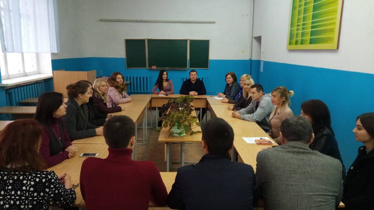 КРУГЛИЙ СТІЛ  «Актуальні напрямки розвитку маркетингу в Україні»