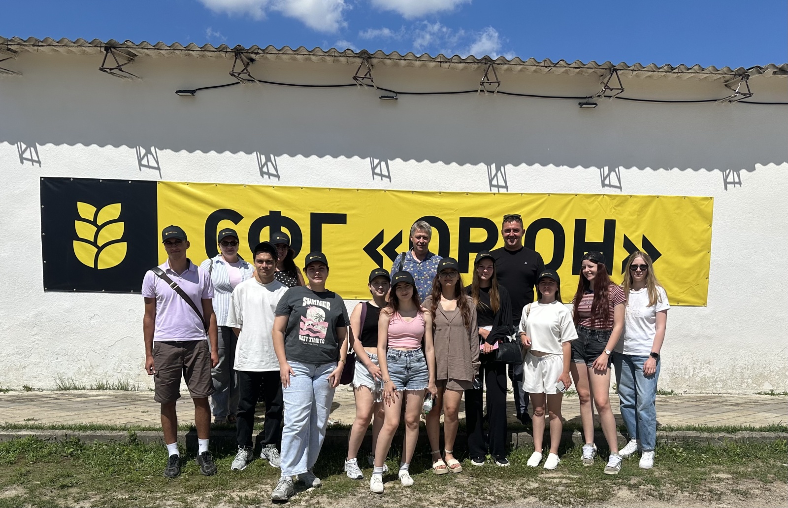 МАЙБУТНІ ЕКОНОМІСТИ І МАРКЕТОЛОГИ ВДОСКОНАЛЮЮТЬ ПРАКТИЧНІ НАВИЧКИ НА БАЗІ ПРОВІДНИХ АГРАРНИХ ПІДПРИЄМСТВ ВІННИЧЧИНИ