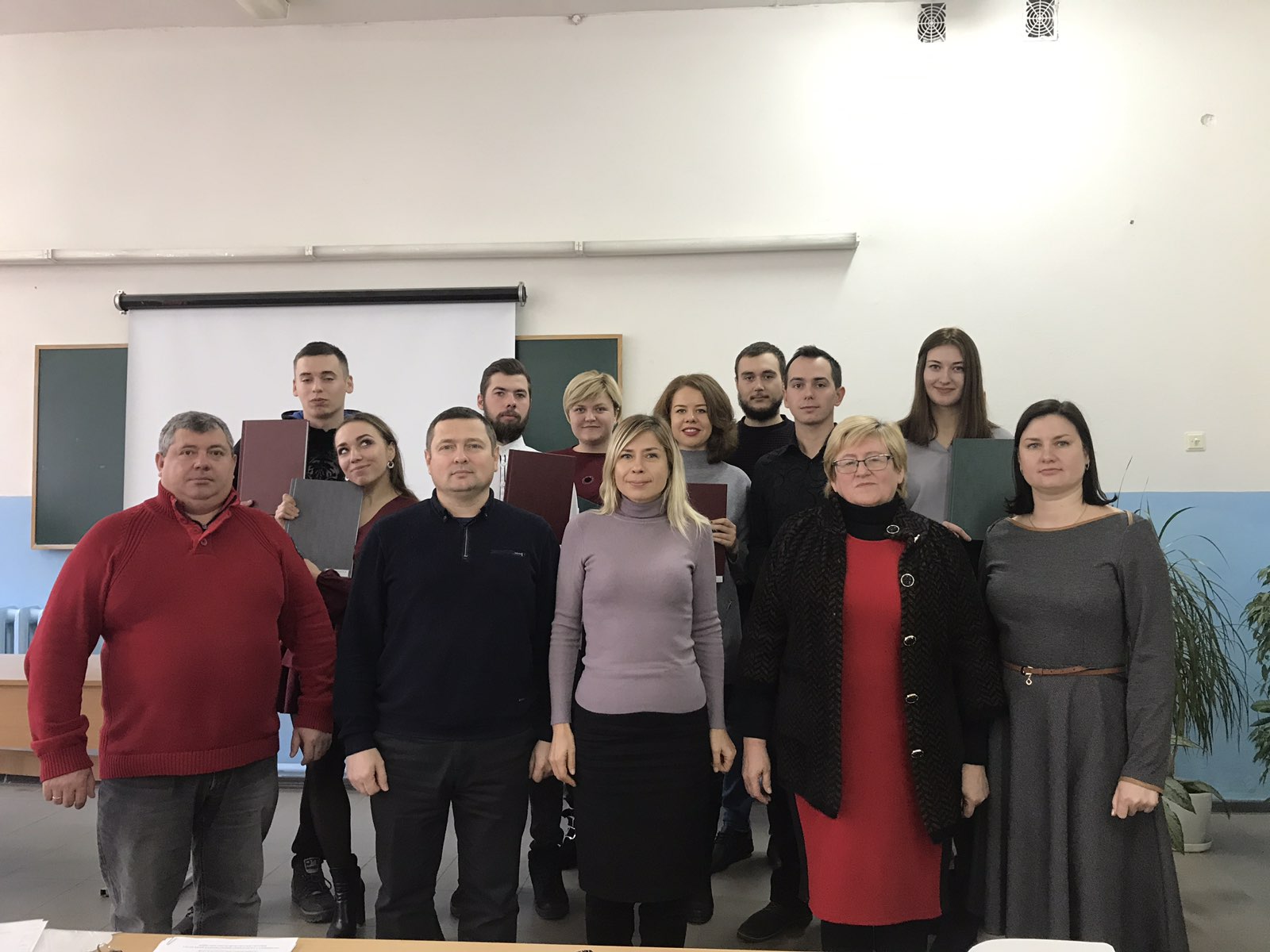 Вітаємо магістрів маркетингу з успішним захистом кваліфікаційних робіт!